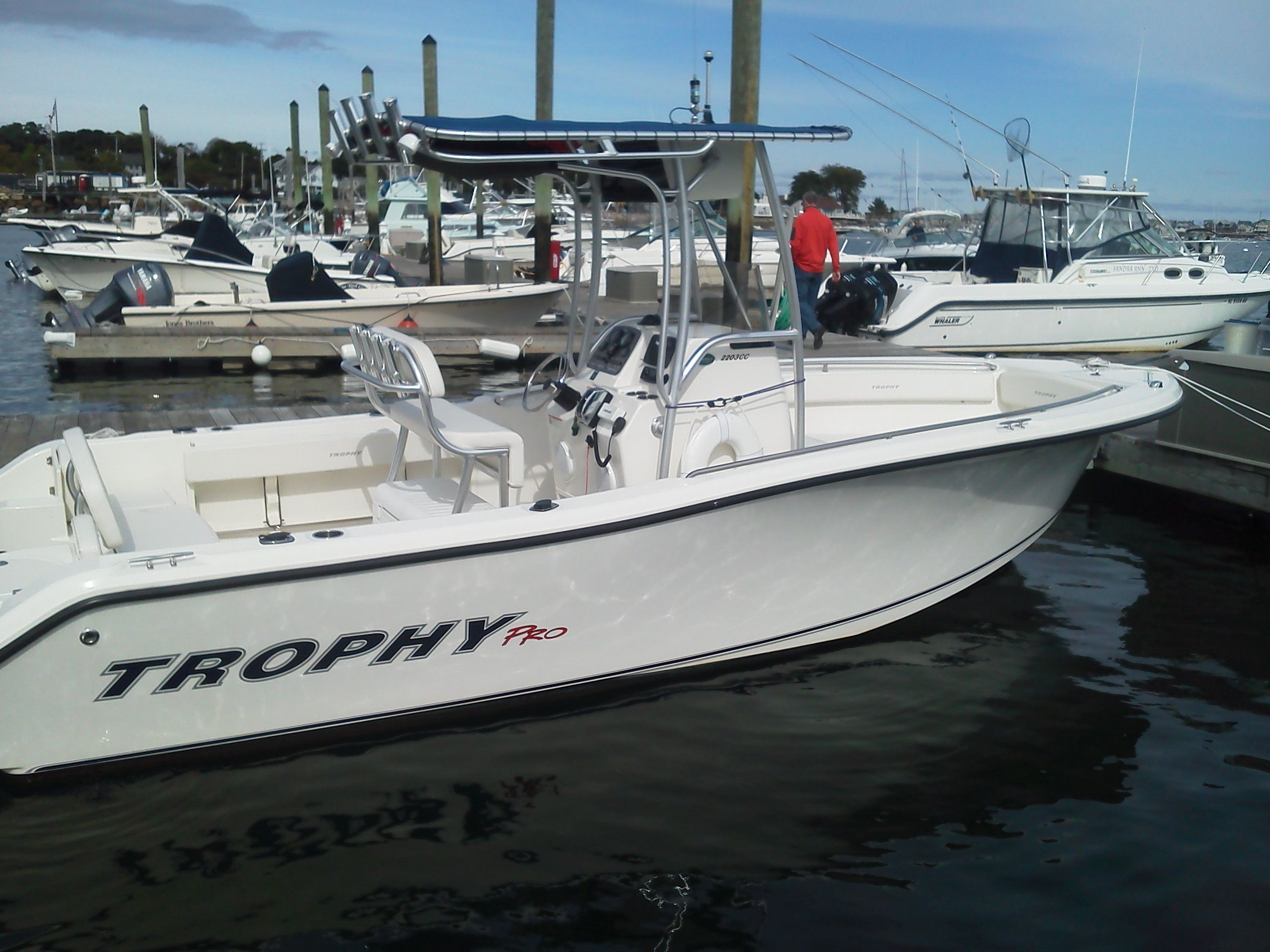 2011 Trophy 2203 Center Console