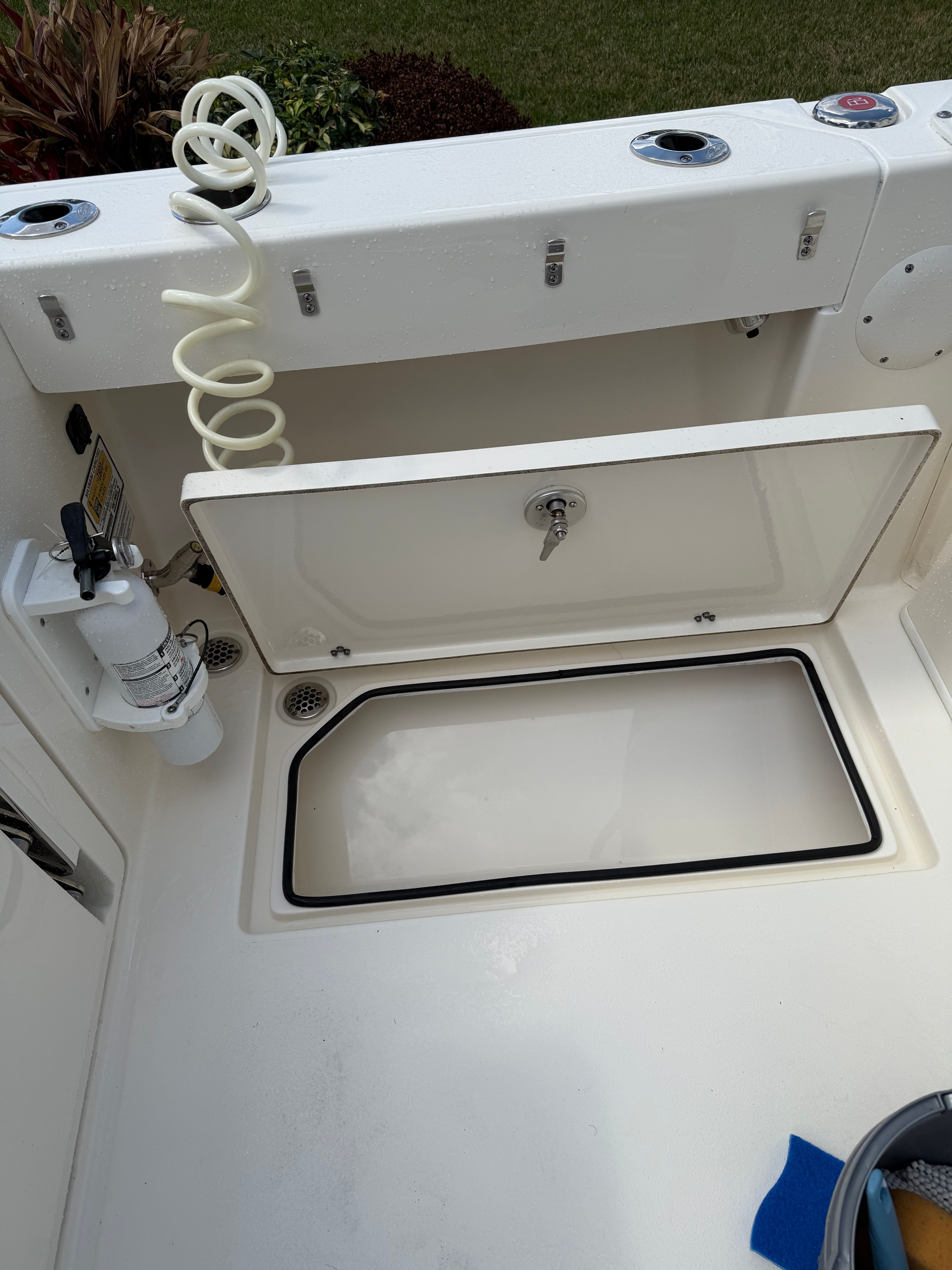 2022 Cobia 240 Dual Console - 23
