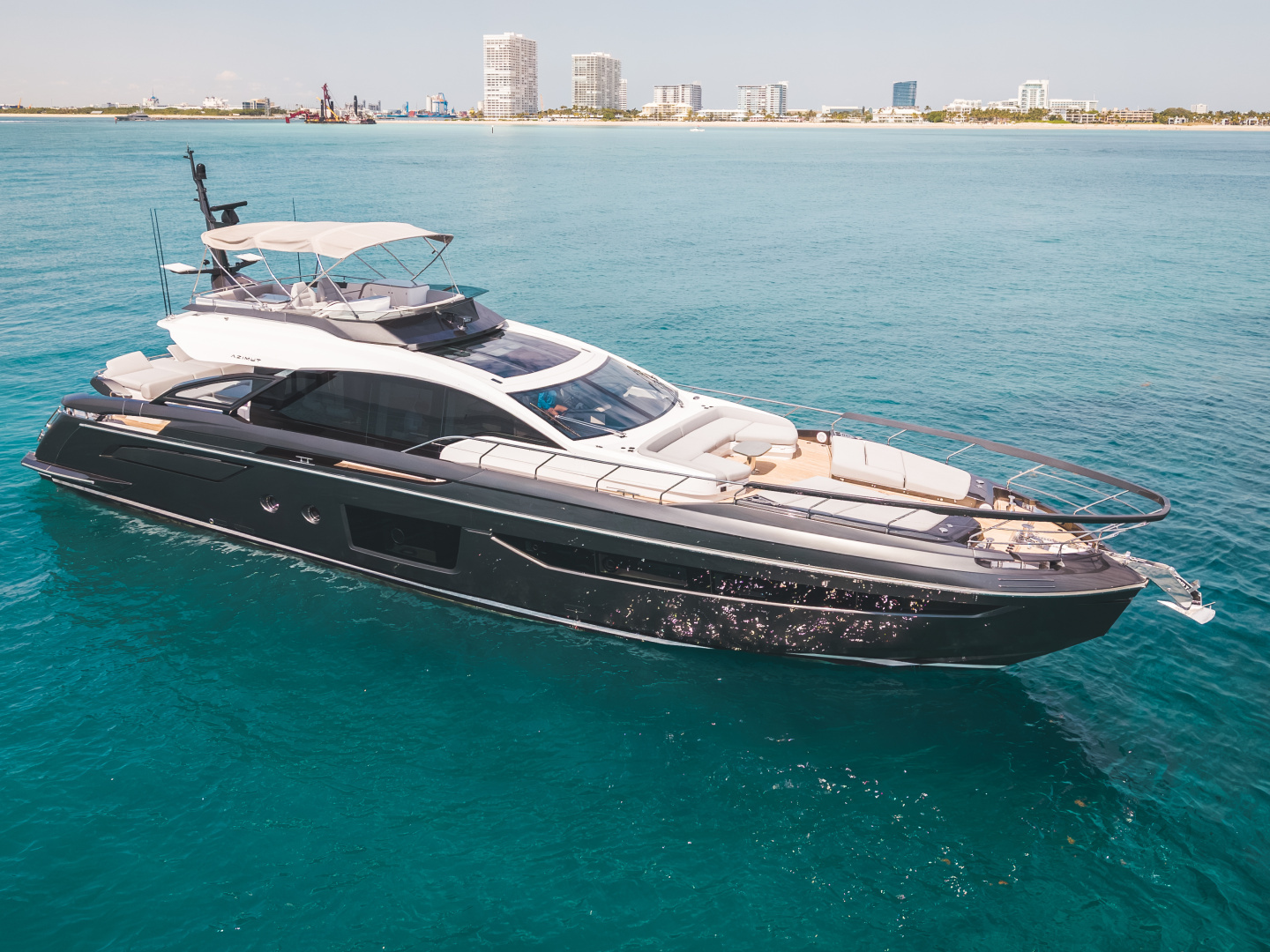 2026 Azimut S8 - Image 7