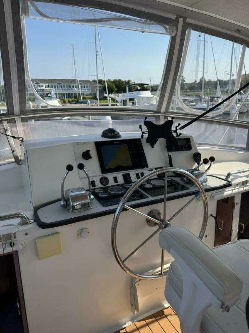 1990 Marine Trader Tradewinds - Image 15