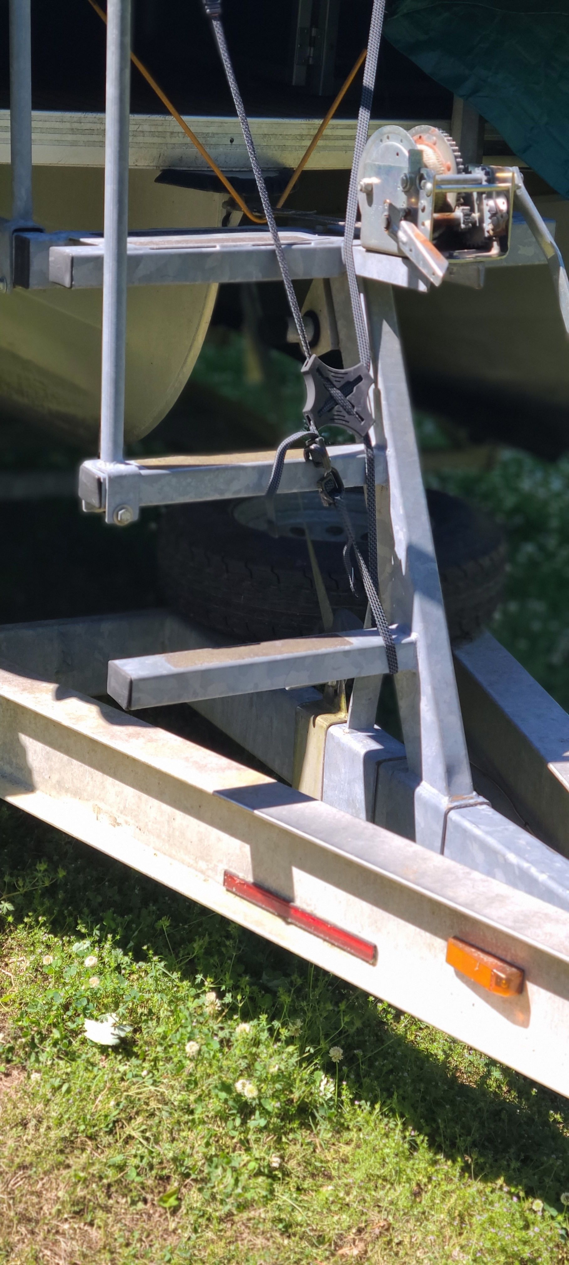 Boat trailer with winch, Premier 275 Grand Majestic LTD 2009.