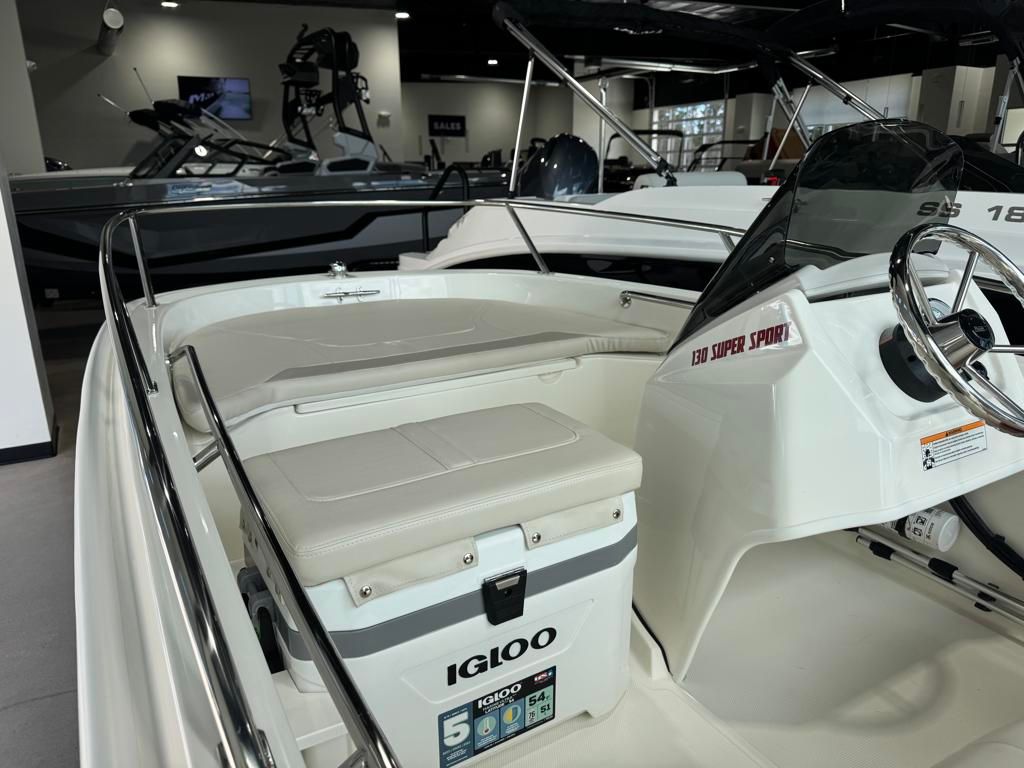 2026 Boston Whaler 130 Super Sport - 8