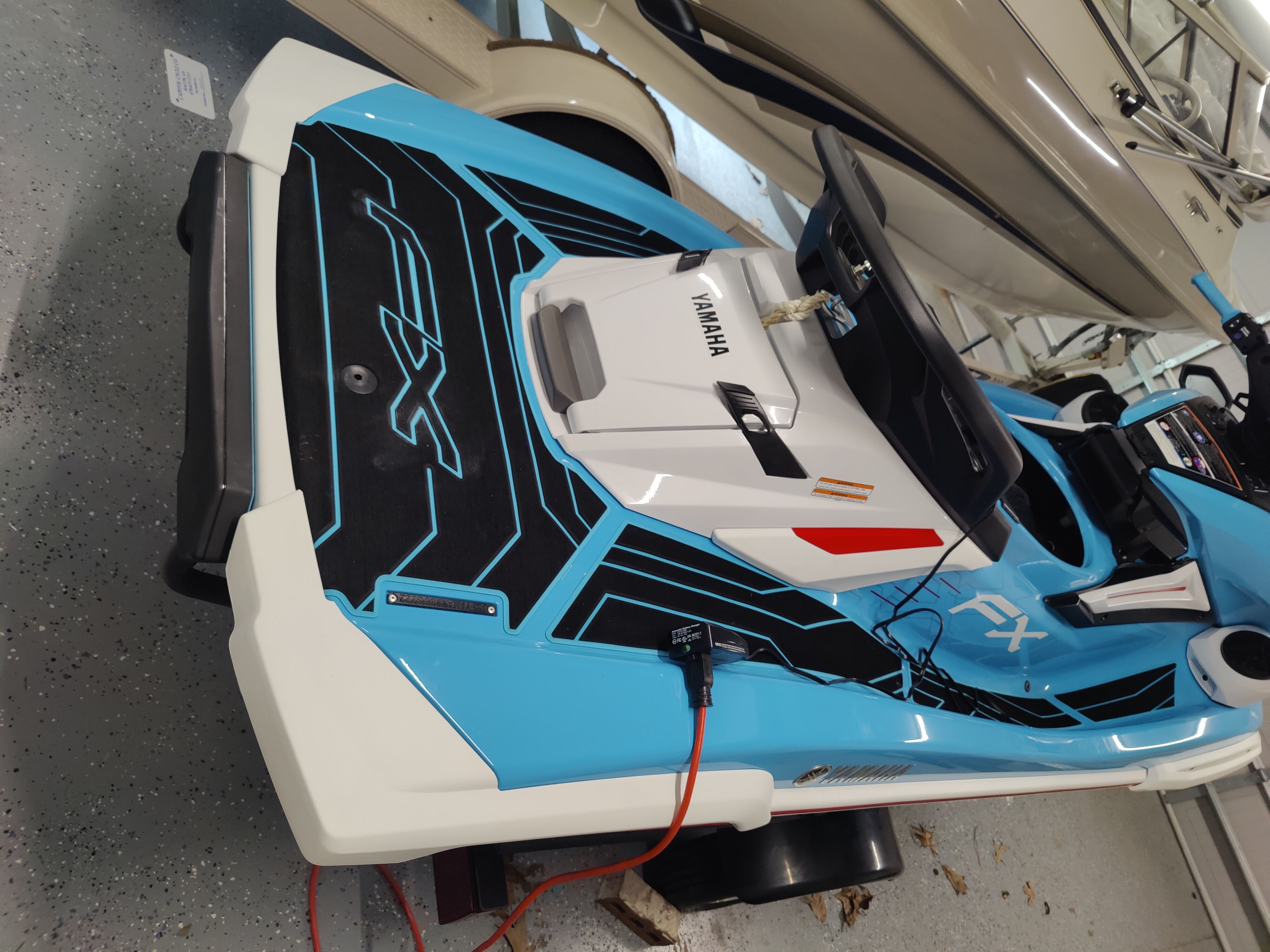 2022 Yamaha WaveRunner FX-Cruiser SVHO - 12