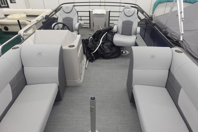 2023 Flagship Pontoons Discover Rear Fish D20 RF - 4