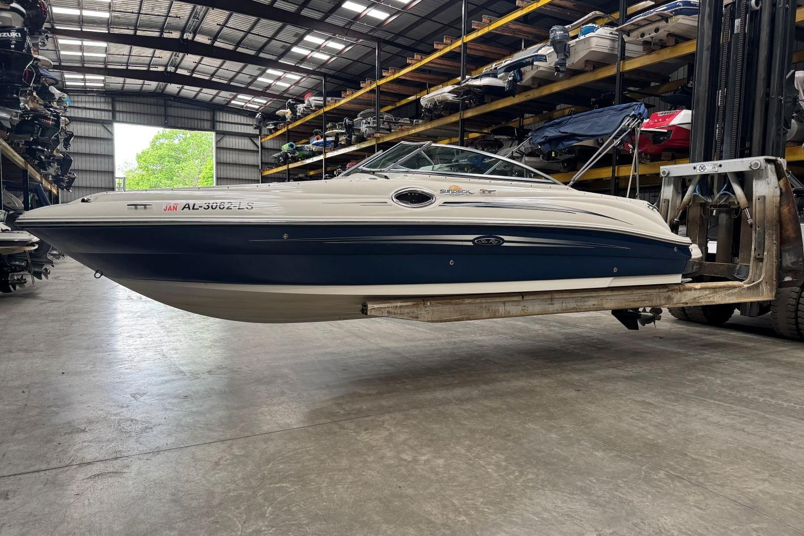 2007 Sea Ray 240 Sundeck