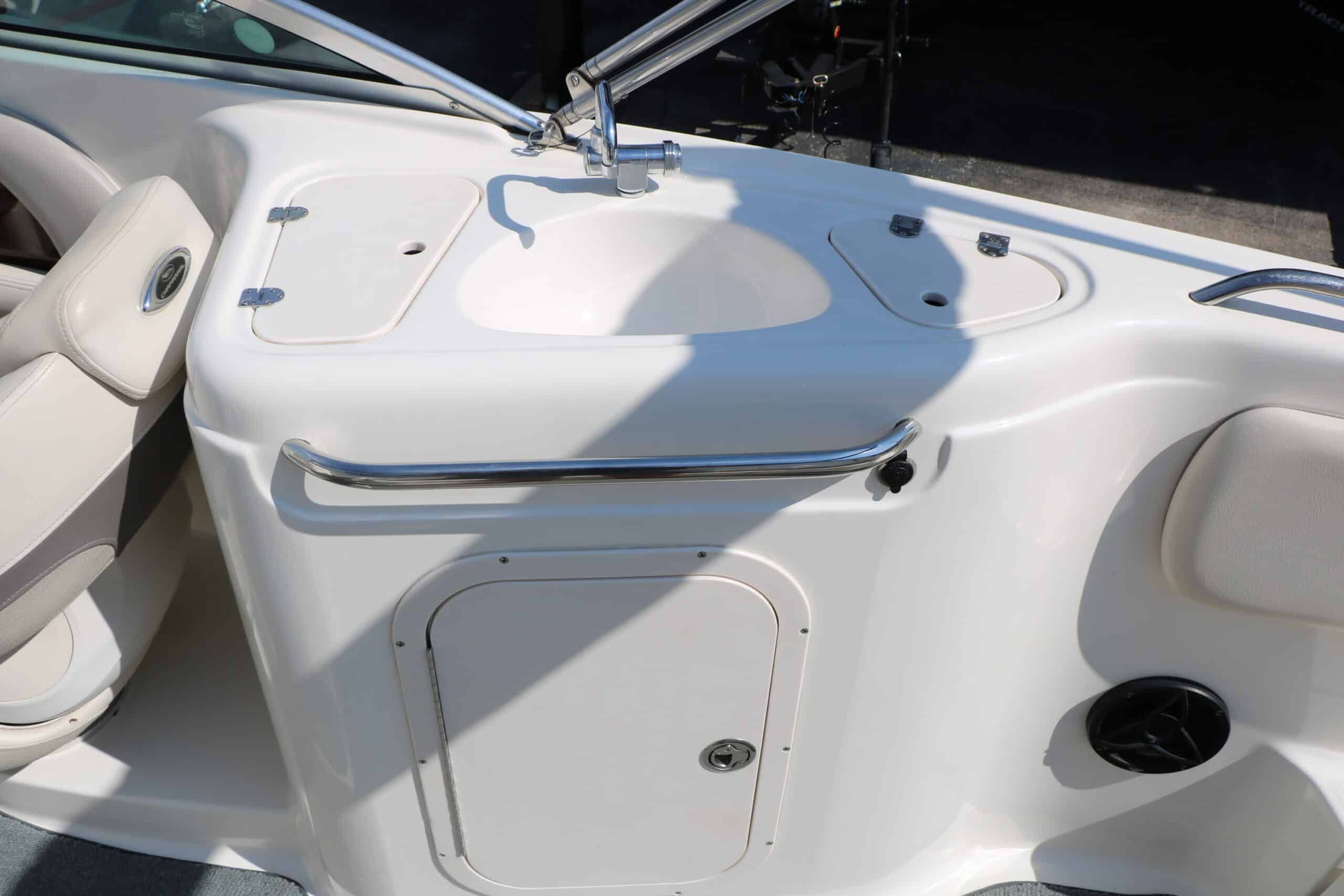 2005 Chaparral Sunesta 254 - 31