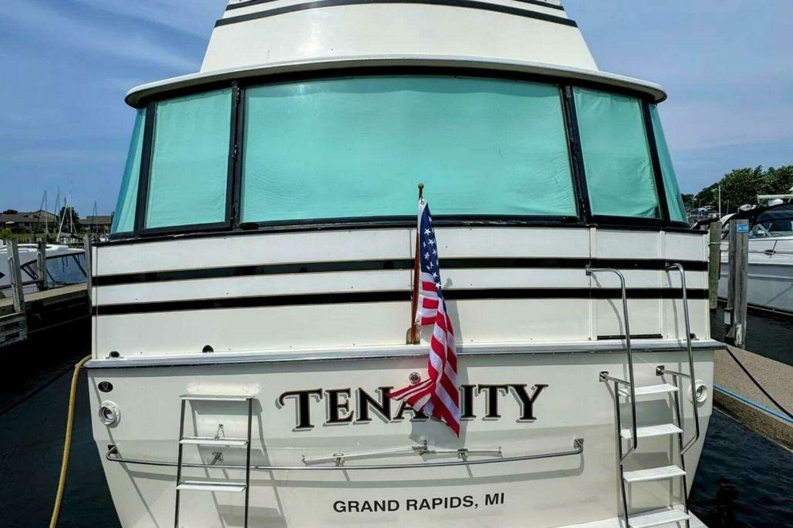 1986 Bertram 58 Flybridge Motor Yacht - Image 11