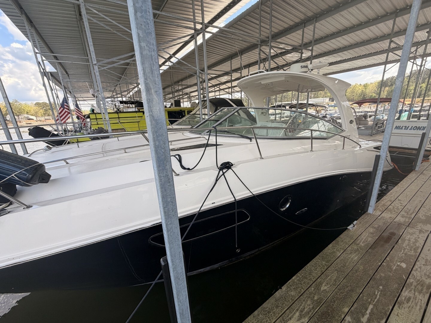 2010 Sea Ray 370 Sundancer - Image 5