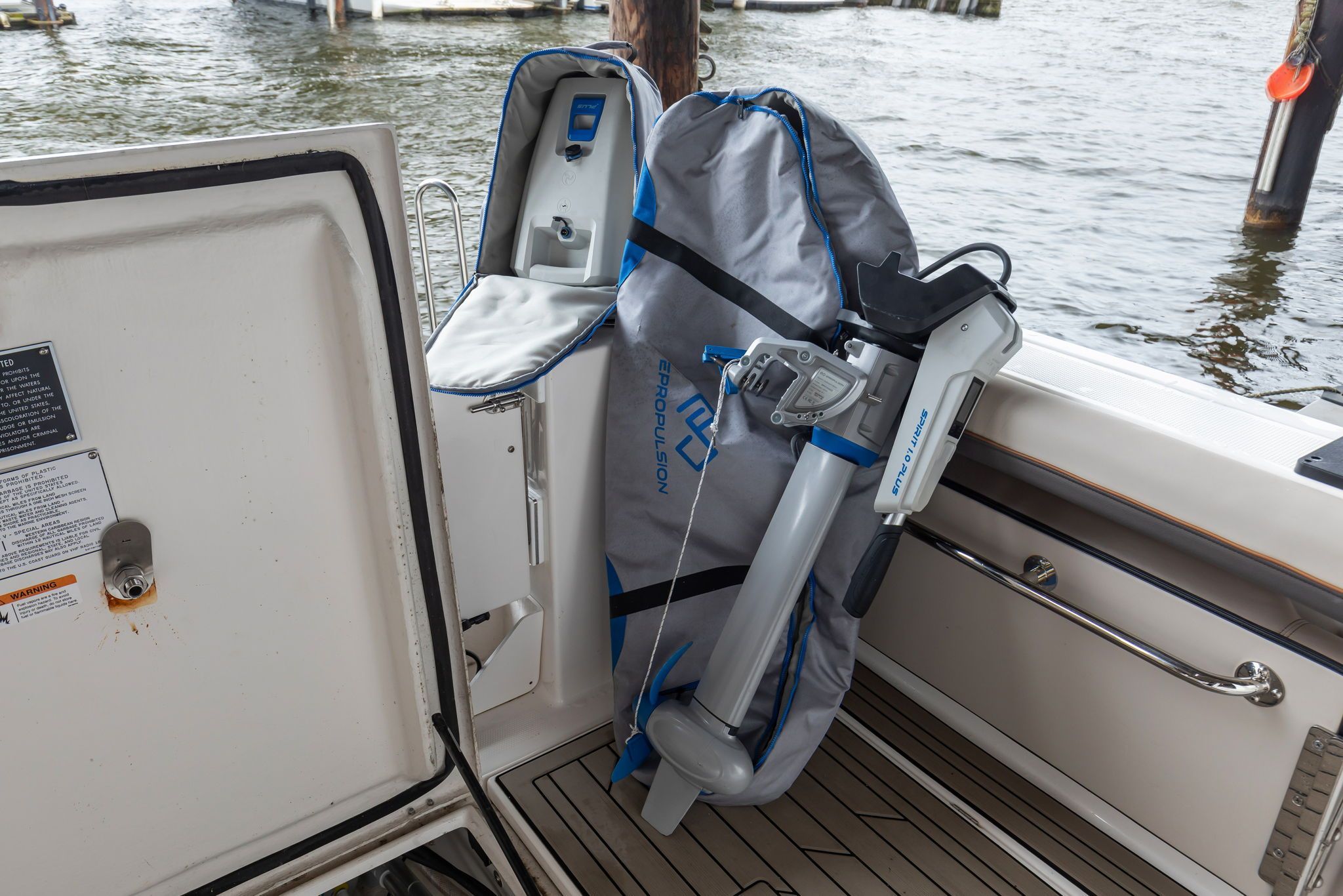 2022 Cutwater C-288 Coupe - 29