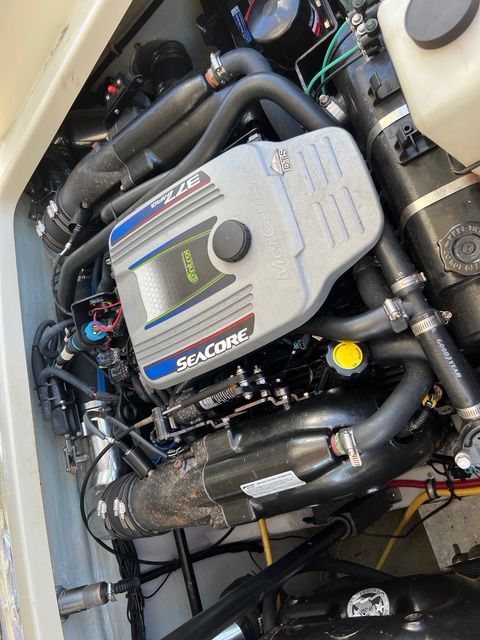 2013 Chris-Craft Corsair 28 - 15