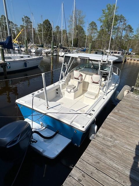 1993 Pursuit 2655 Tiara - 4