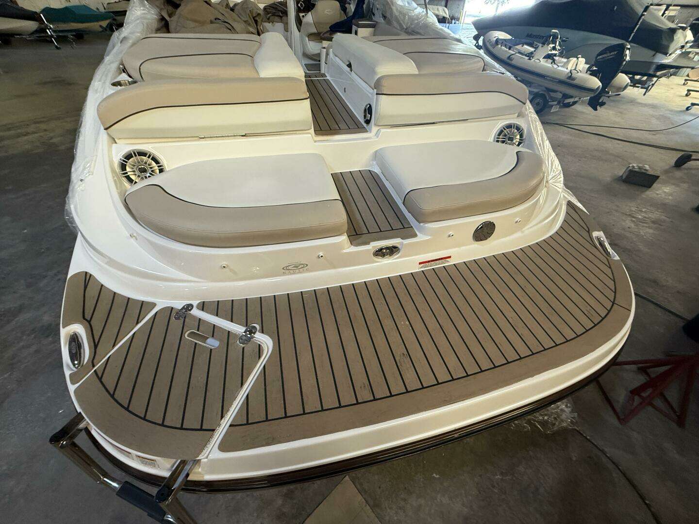 2013 Rinker 276 Captiva Bowrider - Image 9