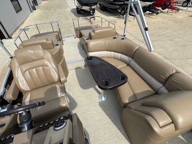2016 Bennington 2575 QCW - 19