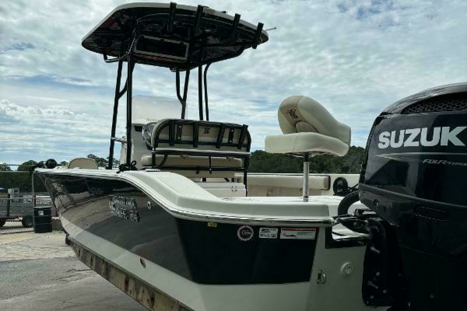 2021 Carolina Skiff 24 Ultra Elite - Image 2