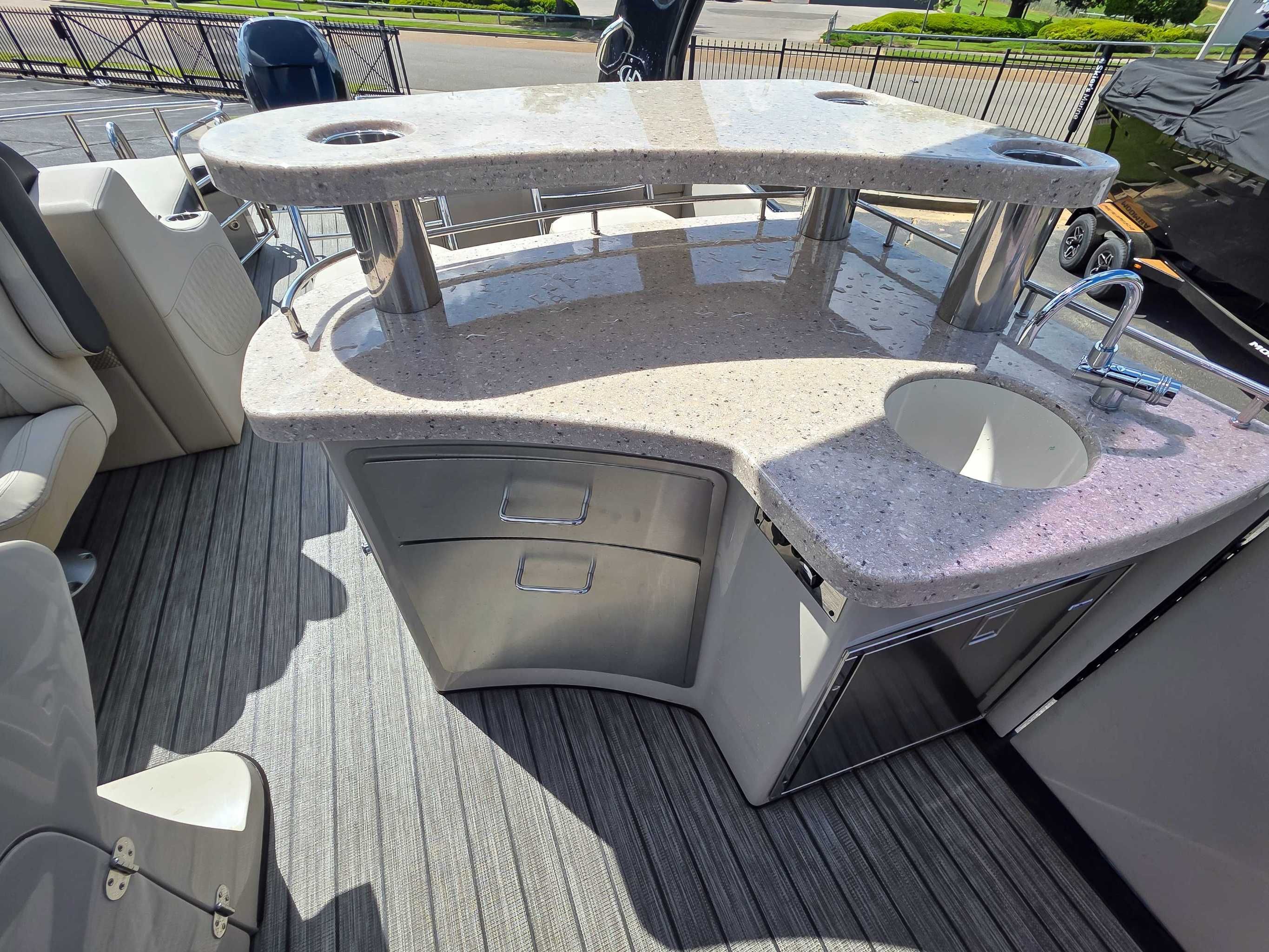 2021 Harris Crowne DL 250 - 22