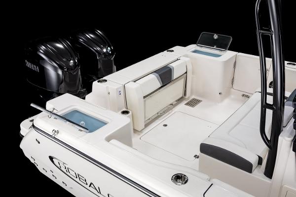 Manufacturer Provided Image: 2025 Robalo R300 Center Console boat with dual engines and spacious seating.