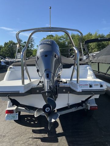 2023 Hurricane SunDeck Sport 205 OB - 4