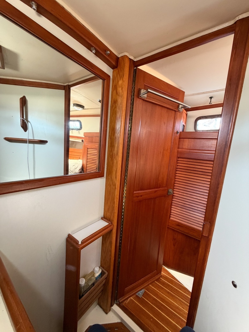 1998 Pacific Seacraft 37 - Image 52