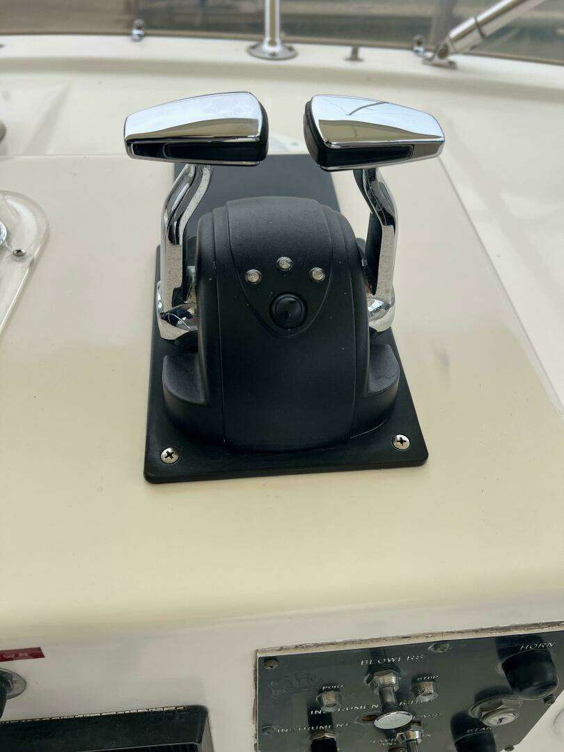1984 Hatteras 61 CPMY - Image 31