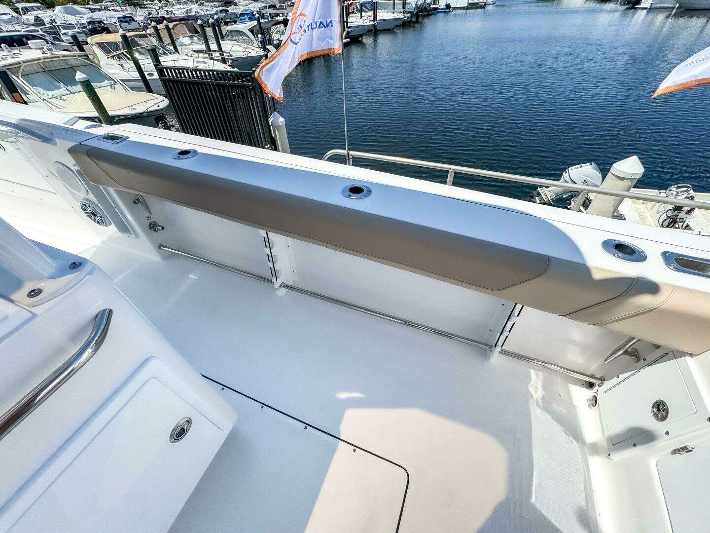 2025 Edgewater 325CC - Image 21