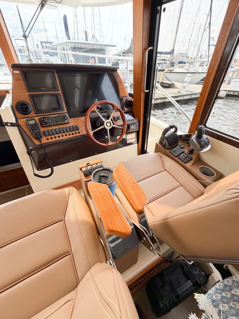2022 Ranger Tugs R-43 CB - Image 93