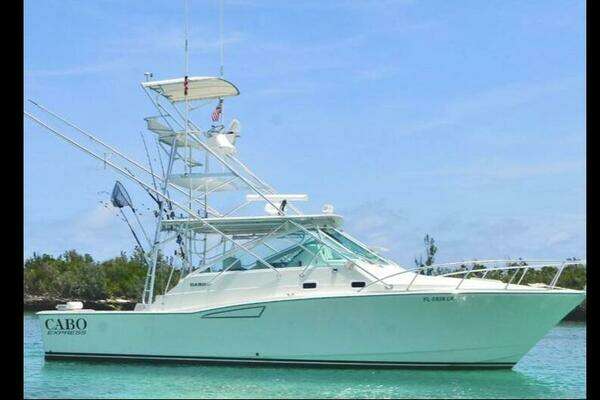 2002 Cabo 35 Express