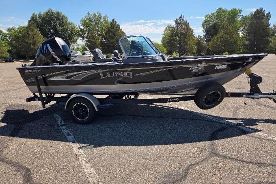 2018 Lund Pro V 1875