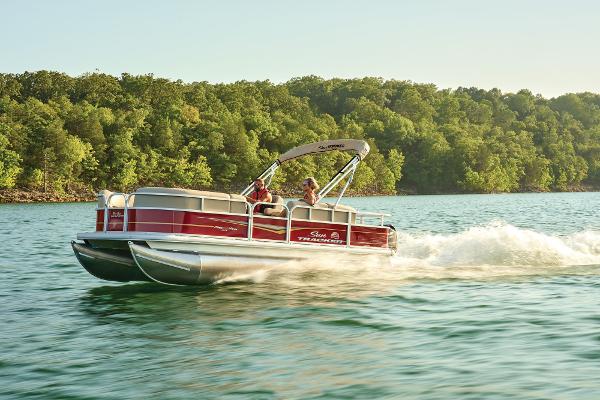 2024 Sun Tracker Party Barge 18 DLX - 49