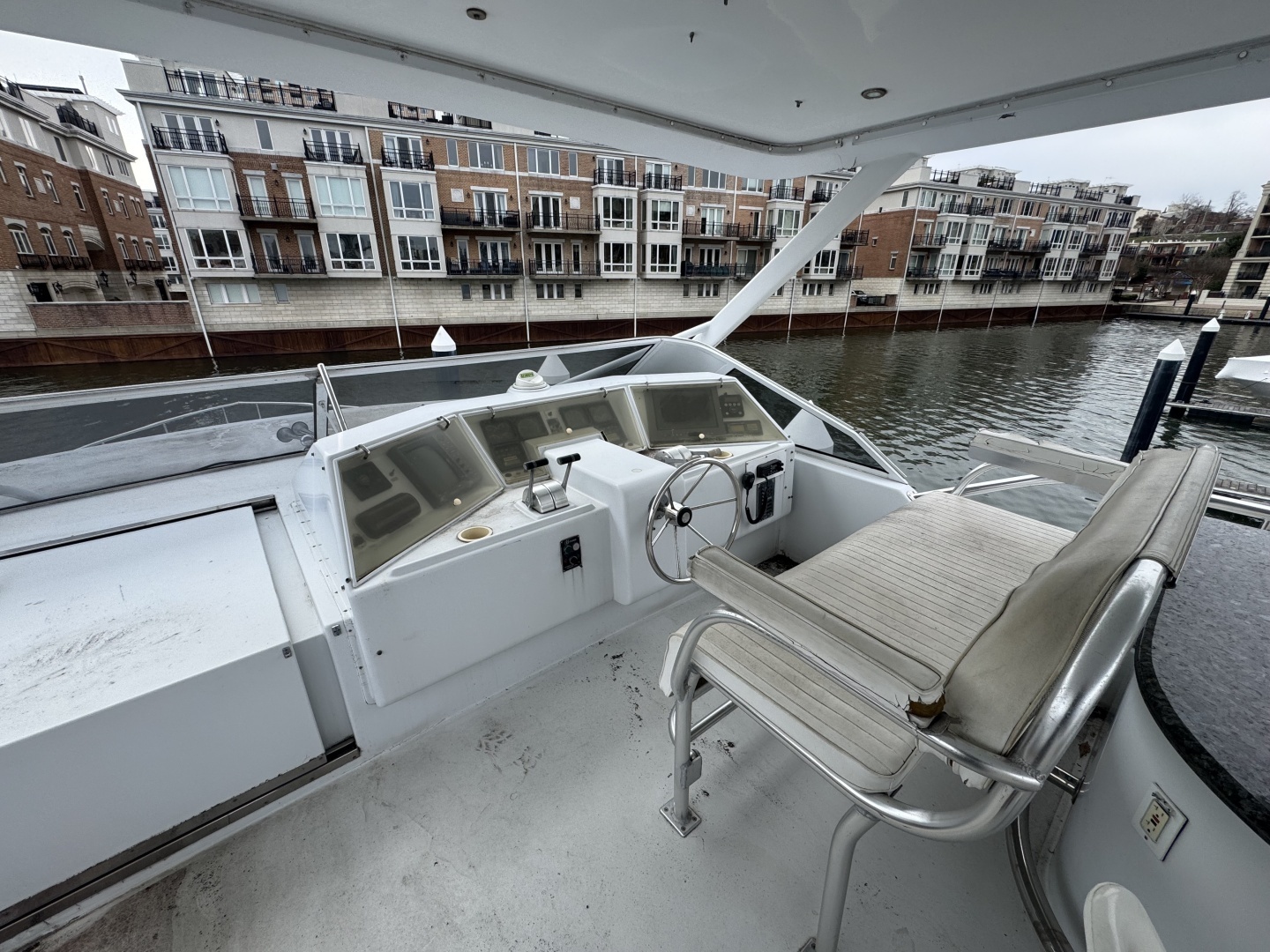 1997 Tarrab 77 Motor Yacht - Image 38