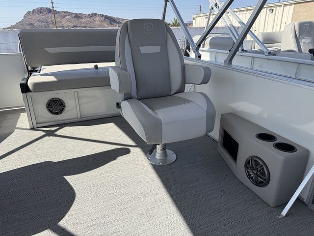 2026 Godfrey Marine Xperience 2286 SFLX 25 In. Package - 8