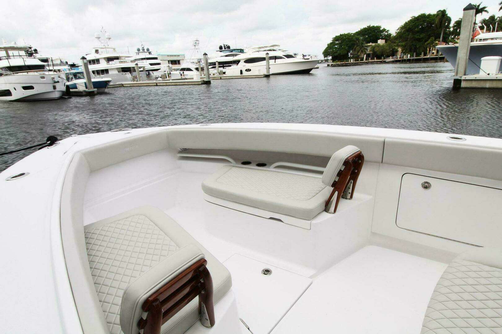 2024 Jupiter 34 HFS - Image 16