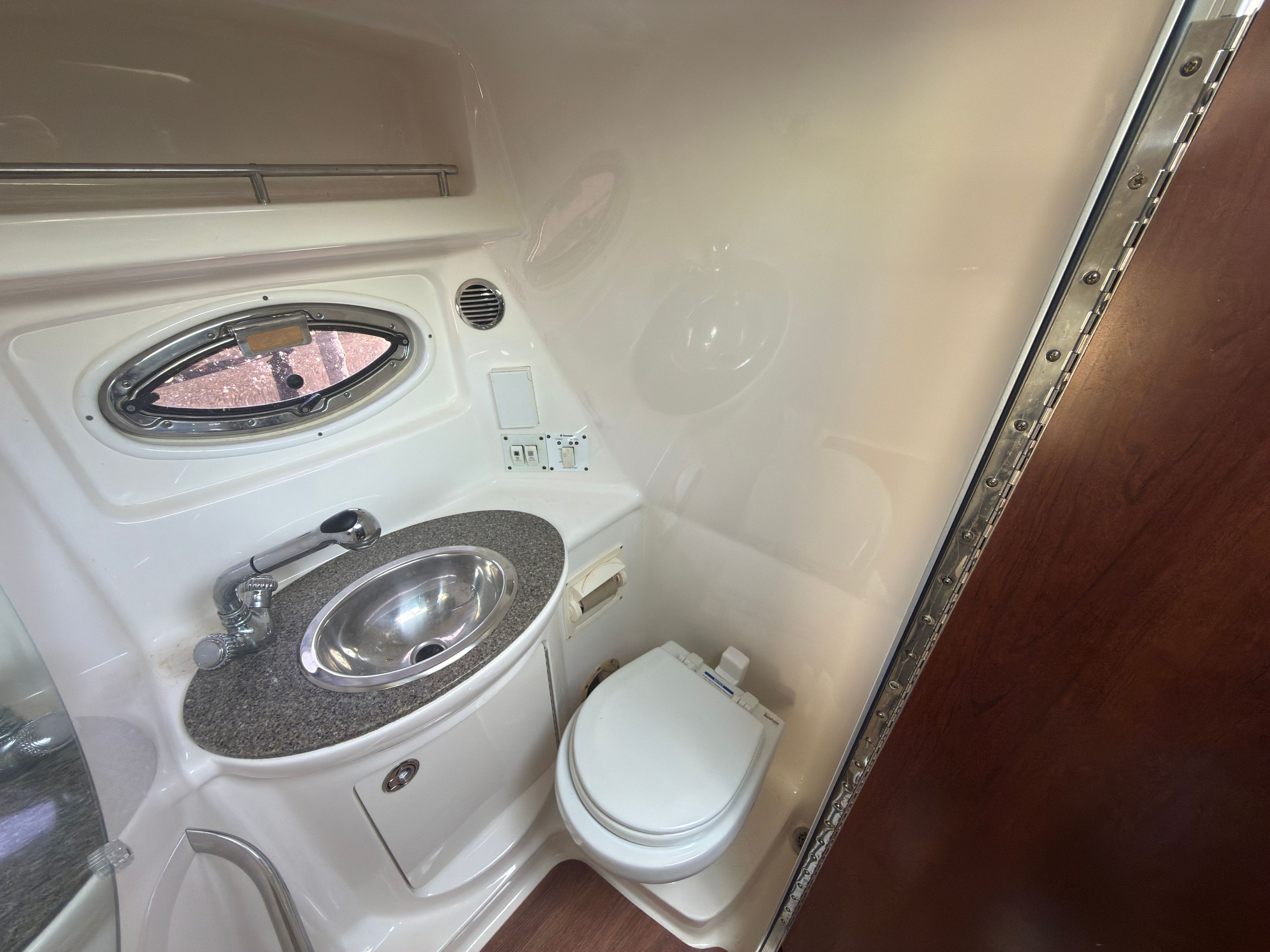 2014 CHAPARRAL 270 SIGNATURE - Image 15