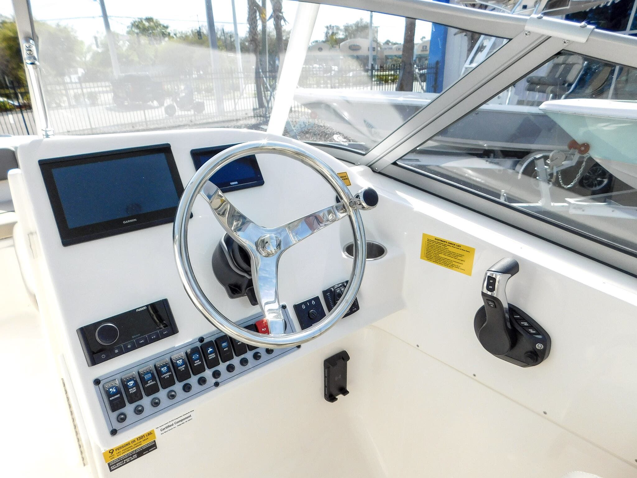 2025 Key West Dual Console 239DFS - 24
