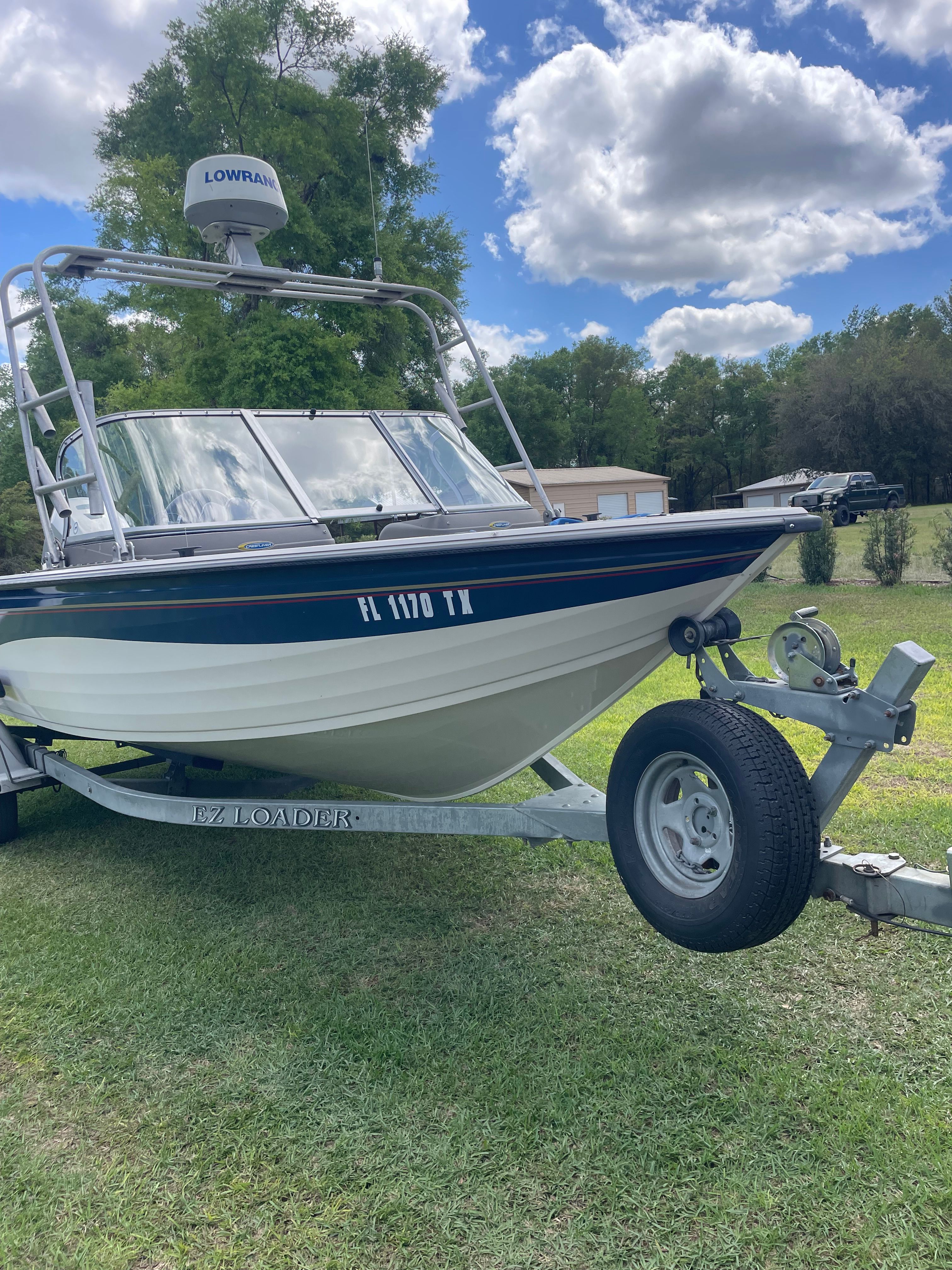 2007 Crestliner Mirage 2000