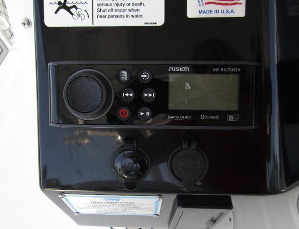 Fusion MS-RA70NSX marine stereo system on 2024 Wellcraft 352 Fisherman boat.