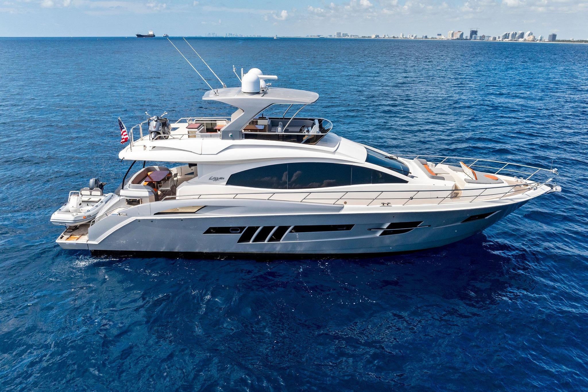 2014 Lazzara 64