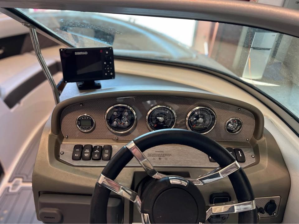 2014 Regal 2100 Bowrider - 5