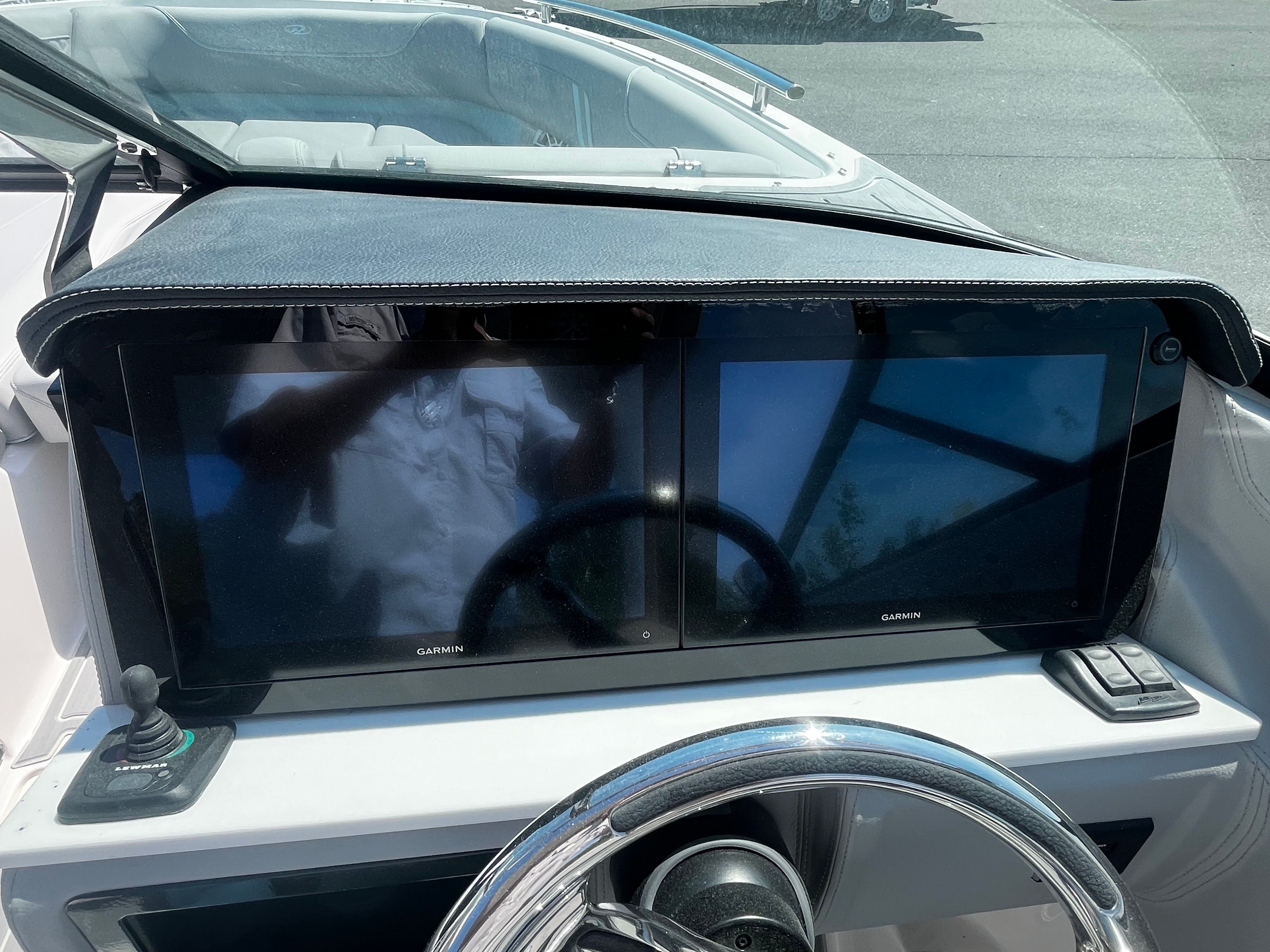 2026 REGAL LX6 - Image 27