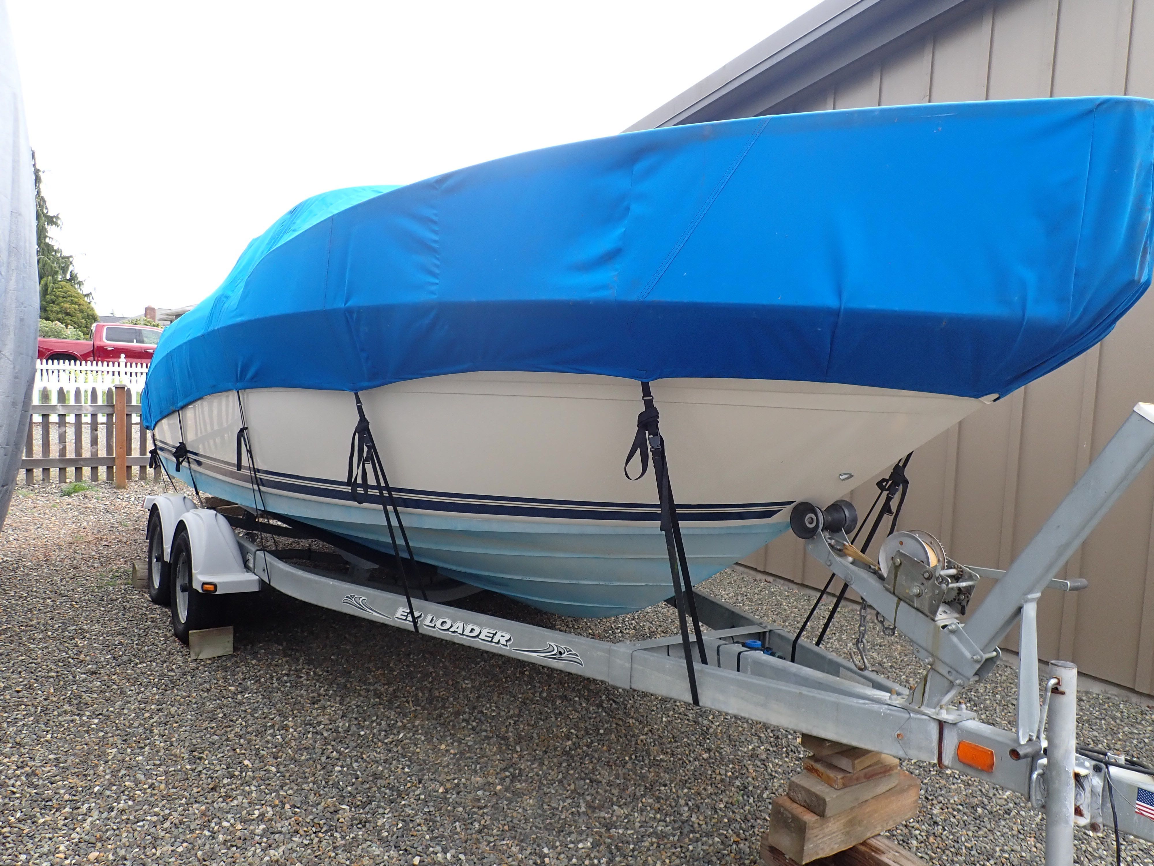 2002 Sea Ray 225 Weekender