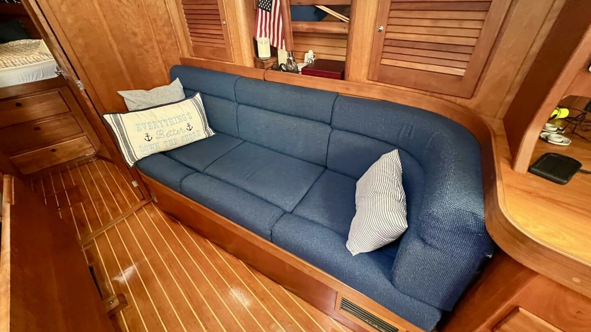1999 Sabre 402 Sail - Image 9