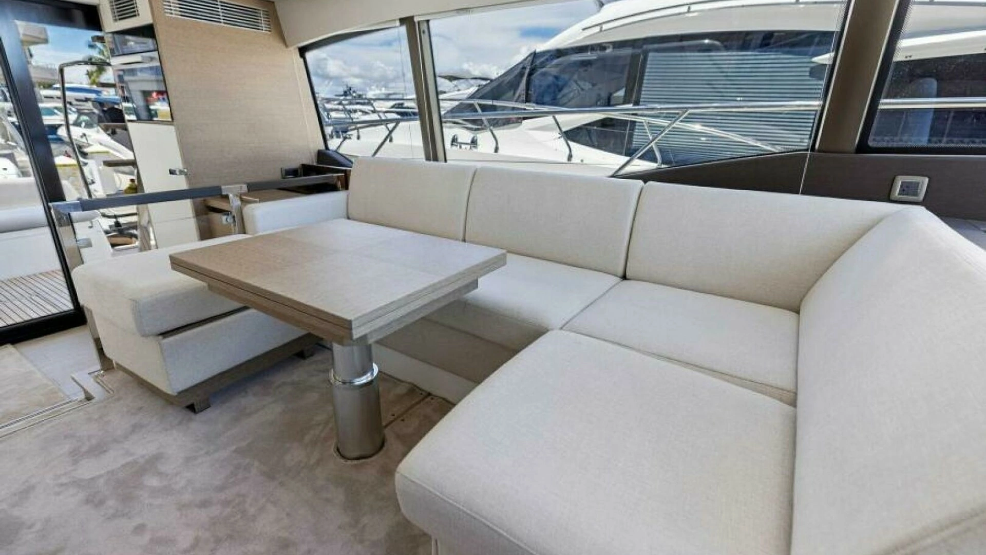 2025 Prestige 460 - Image 7