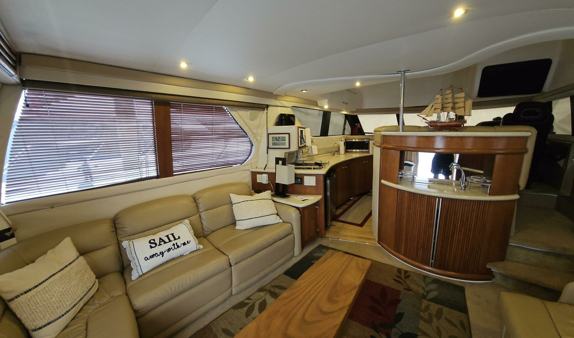 1999 Carver 450 Pilothouse - Image 26