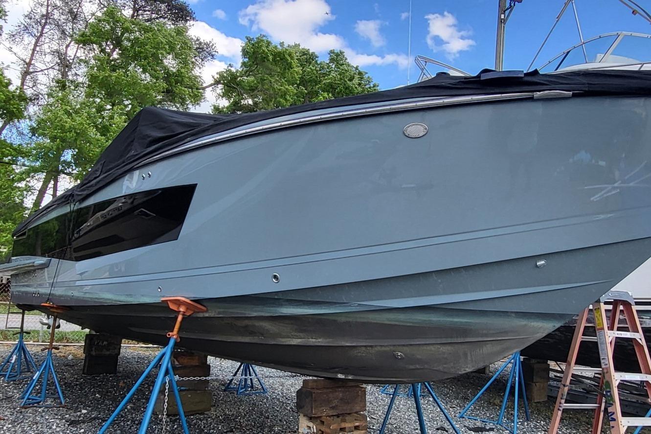 2023 Aviara AV32 OB