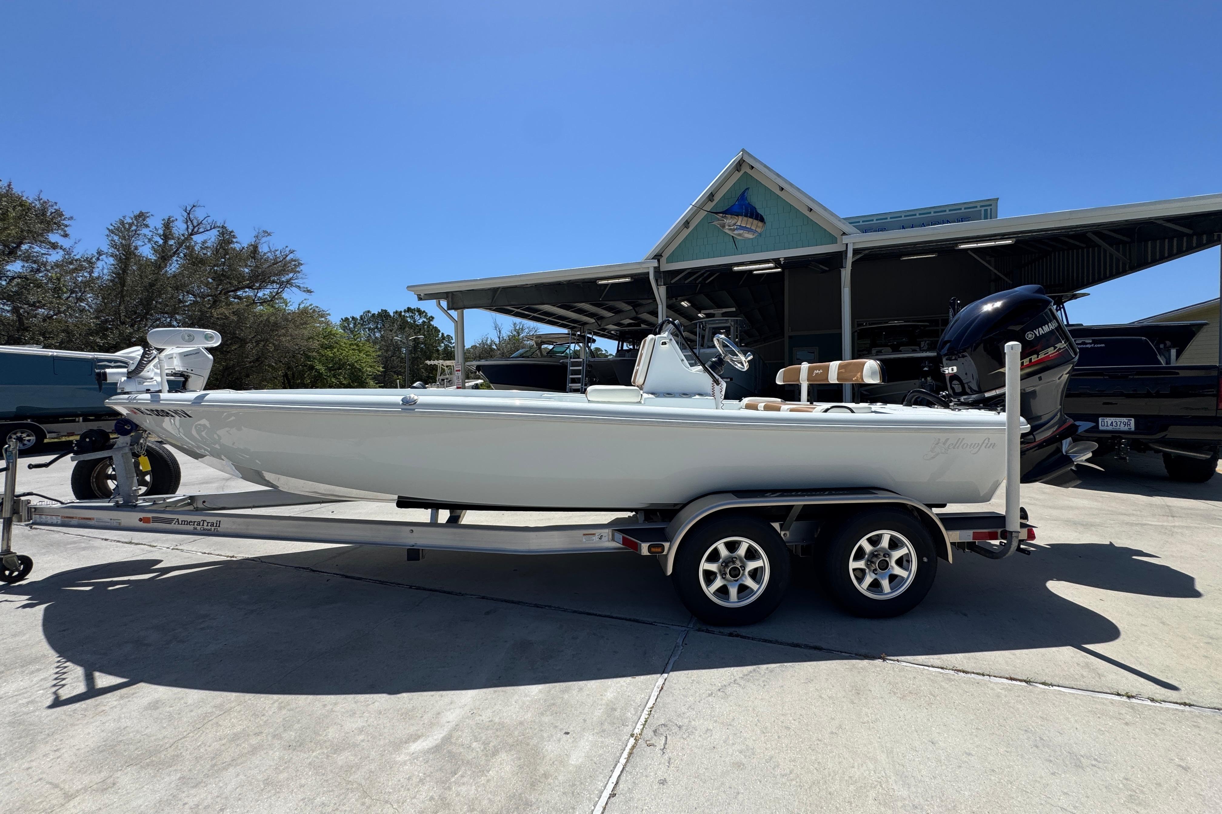 2016 Yellowfin 21 Hybrid