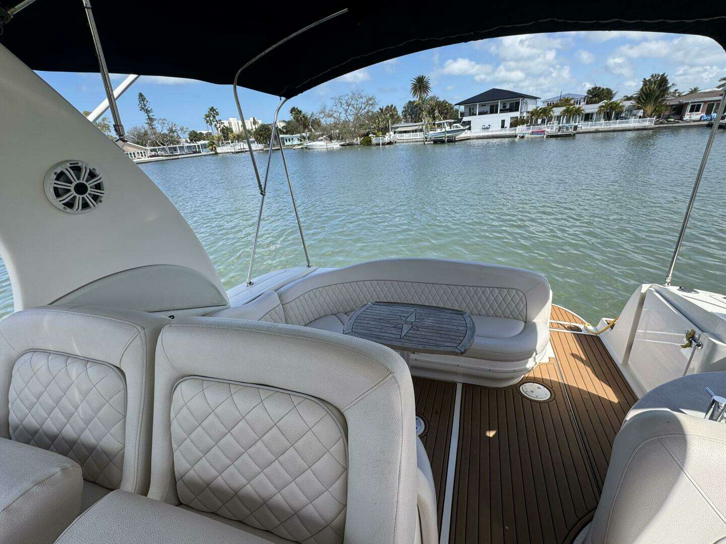 2002 Sea Ray 320 Sundancer - Image 48
