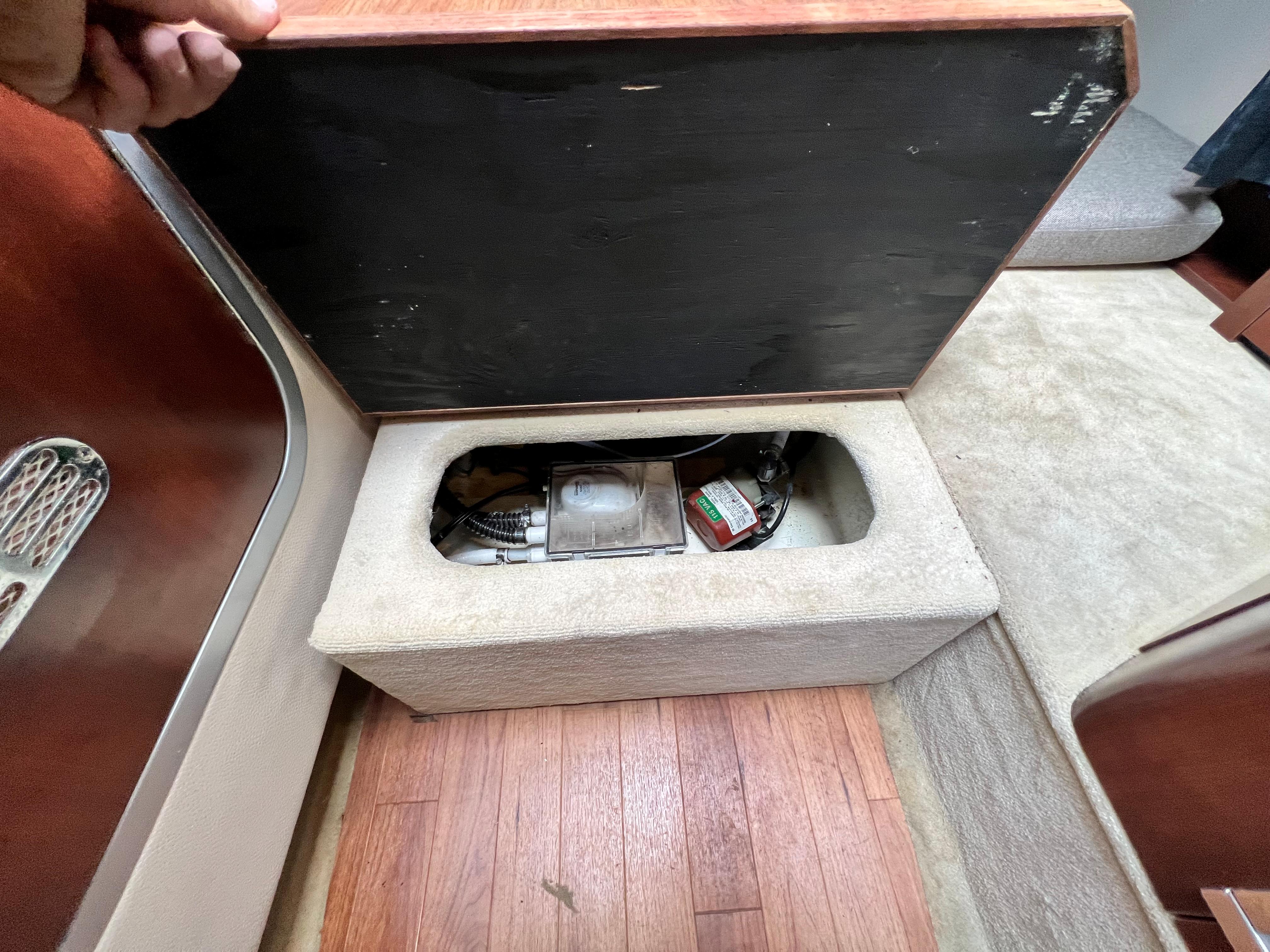 Storage compartment in 2017 Chaparral 270 Signature boat.