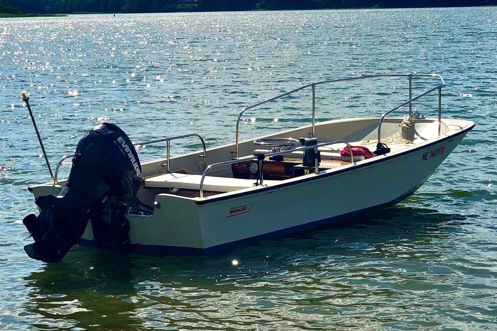 1977 Boston Whaler Sport - 2