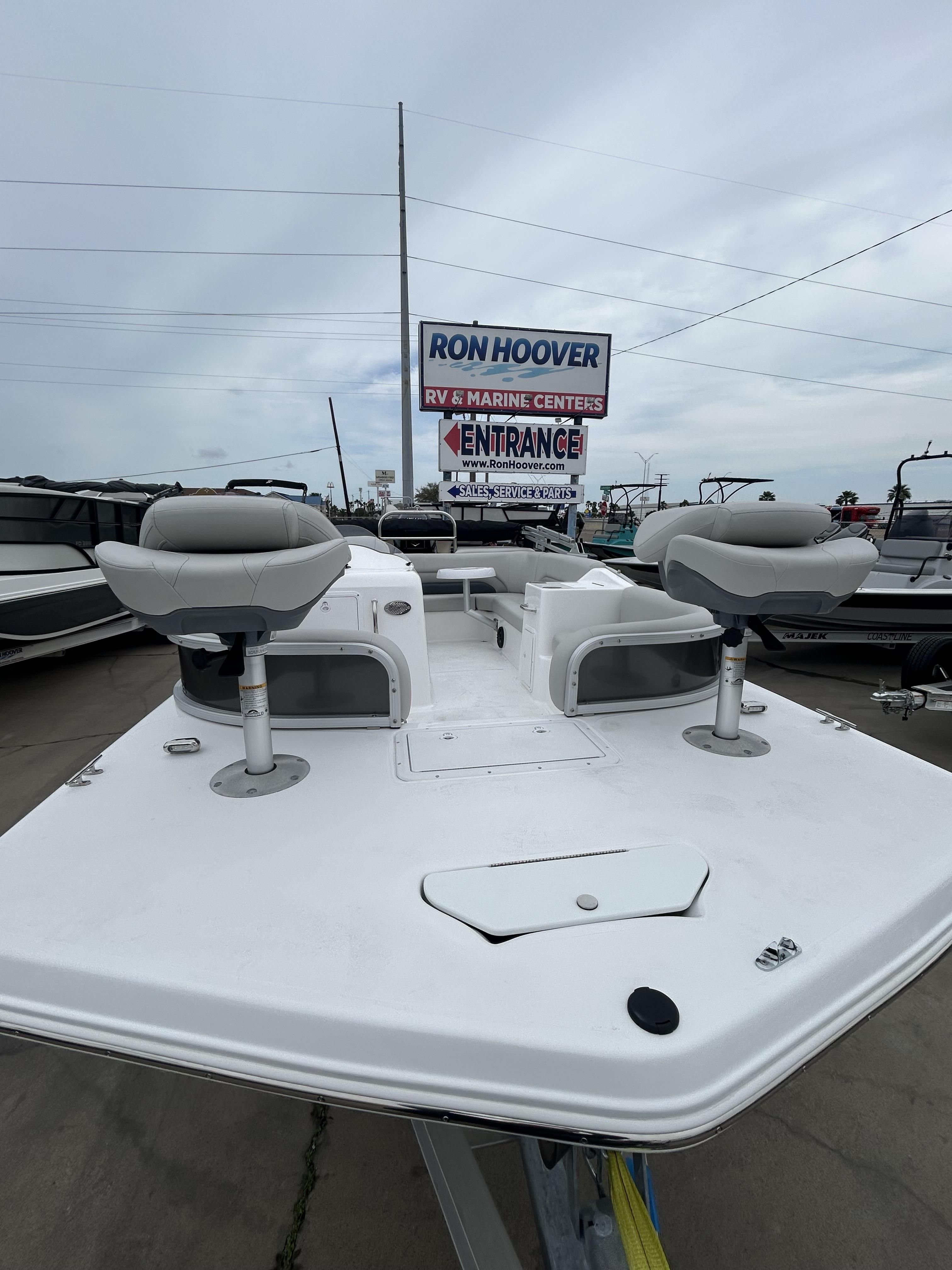 2026 Hurricane Fundeck - 4