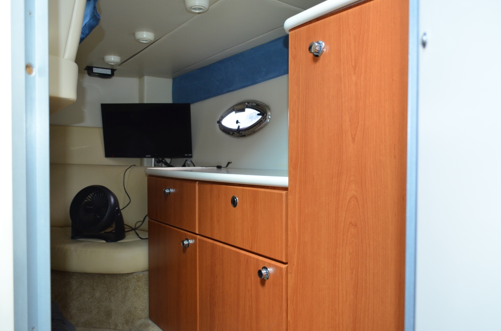 2007 Bayliner — - Image 33