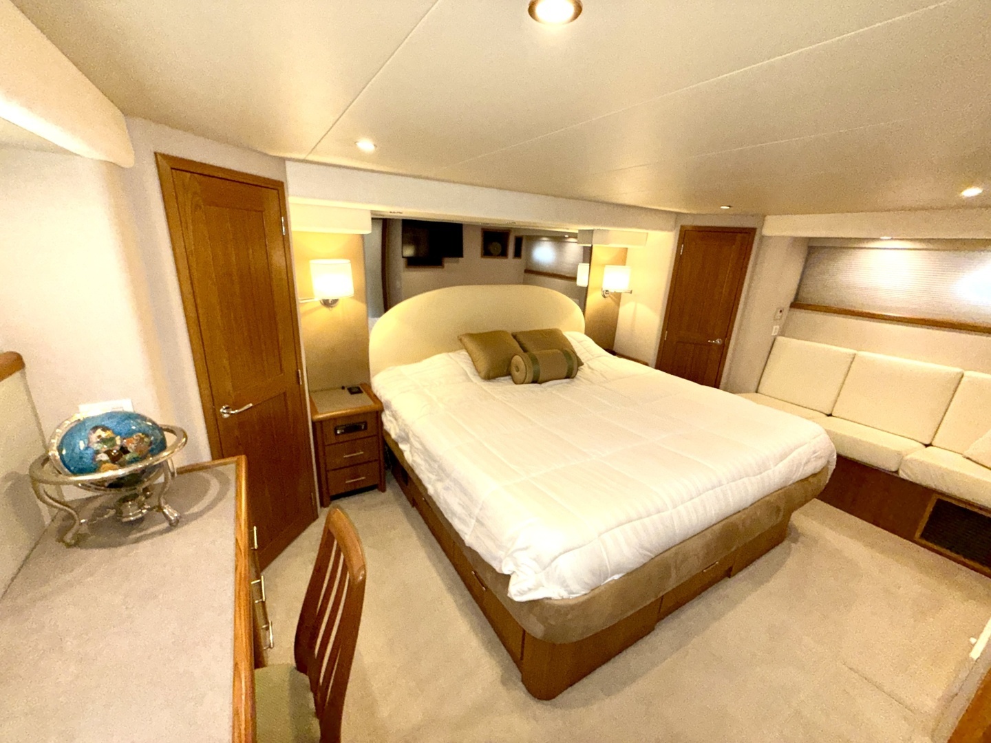 2001 Pacific Mariner — - Image 19